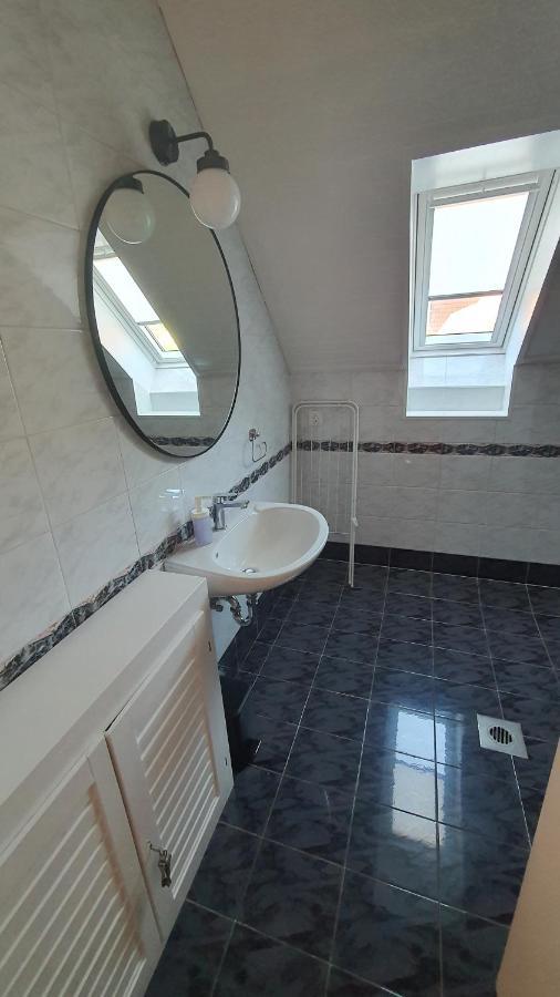 Apartman Soos -- Only For Relaxation, Not For Party! Сиофок Екстериор снимка