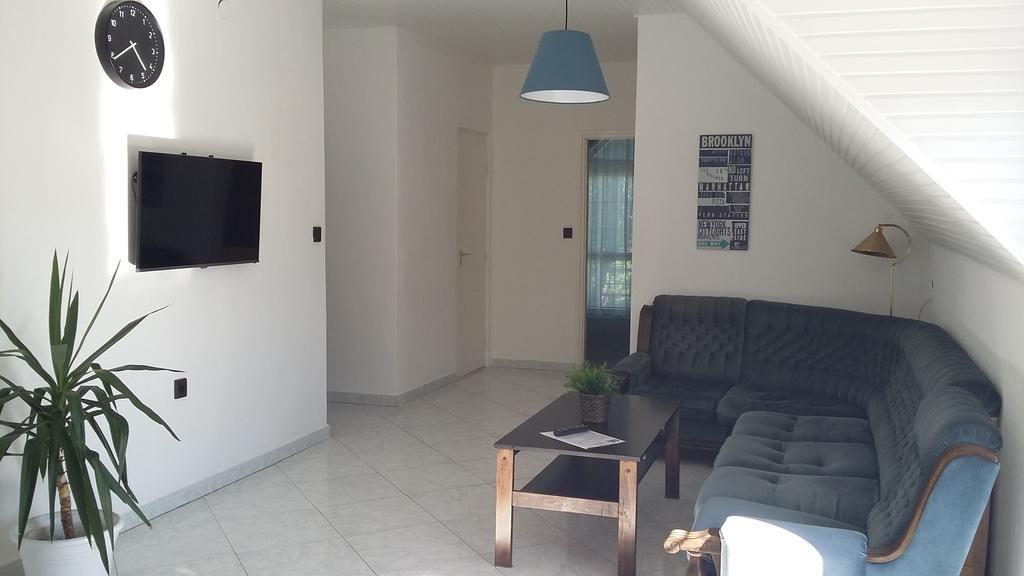 Apartman Soos -- Only For Relaxation, Not For Party! Сиофок Екстериор снимка